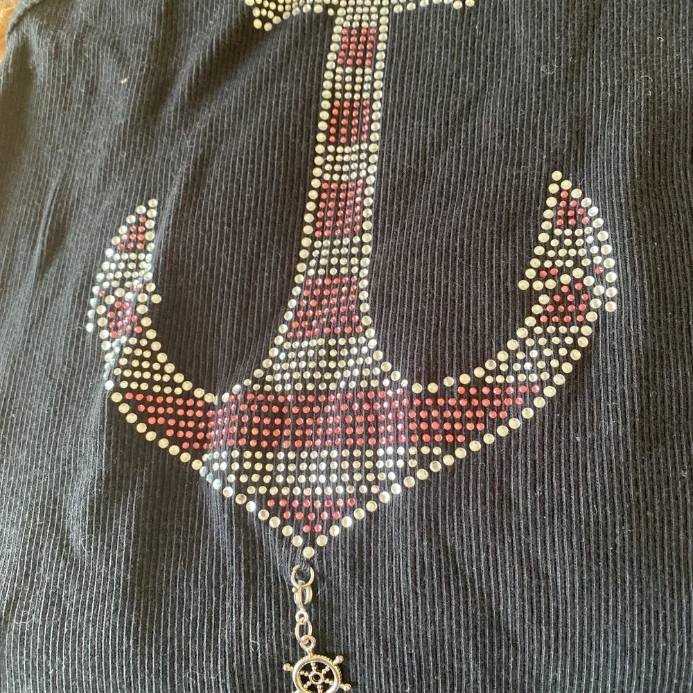 Top - Picture 3 of 3